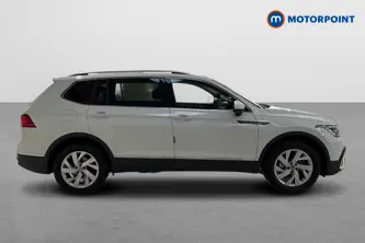 Volkswagen Tiguan Allspace Life Automatic Petrol SUV - Stock Number (1691868) - Passenger side