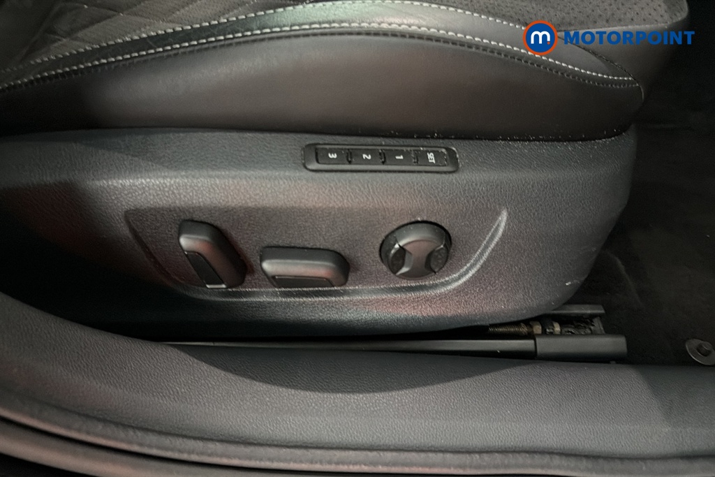 Skoda Superb Sport Line Plus Automatic Petrol Estate - Stock Number (1692108) - 23rd supplementary image