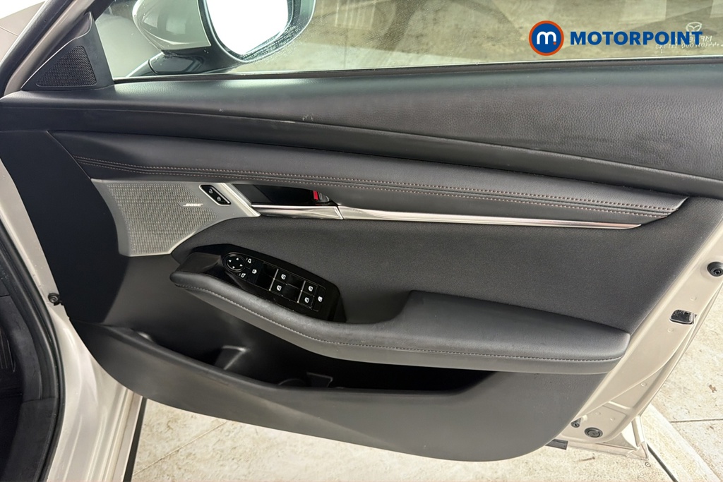 Mazda 3 Exclusive-Line Manual Petrol Hatchback - Stock Number (1677812) - 18th supplementary image