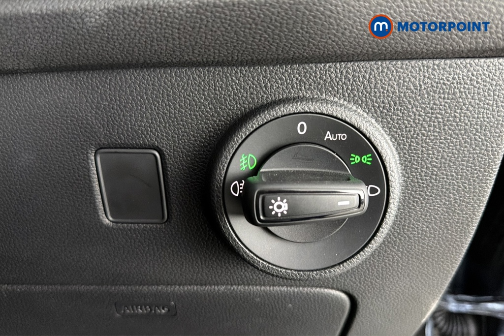 Seat Ateca Xperience Manual Petrol SUV - Stock Number (1681572) - 11th supplementary image