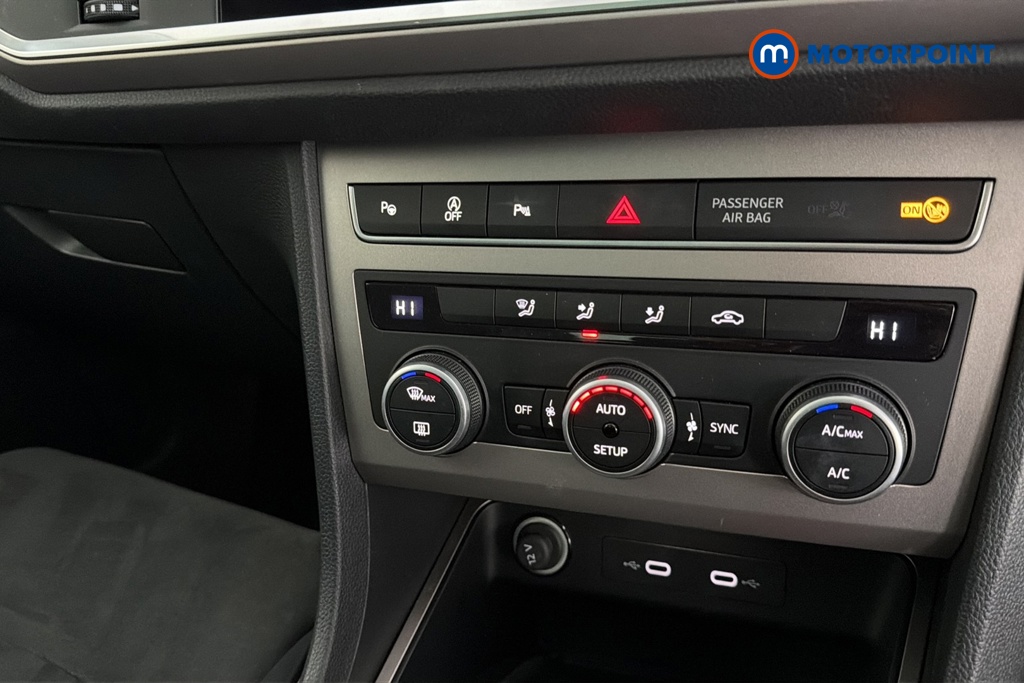 Seat Ateca Xperience Manual Petrol SUV - Stock Number (1681572) - 12th supplementary image