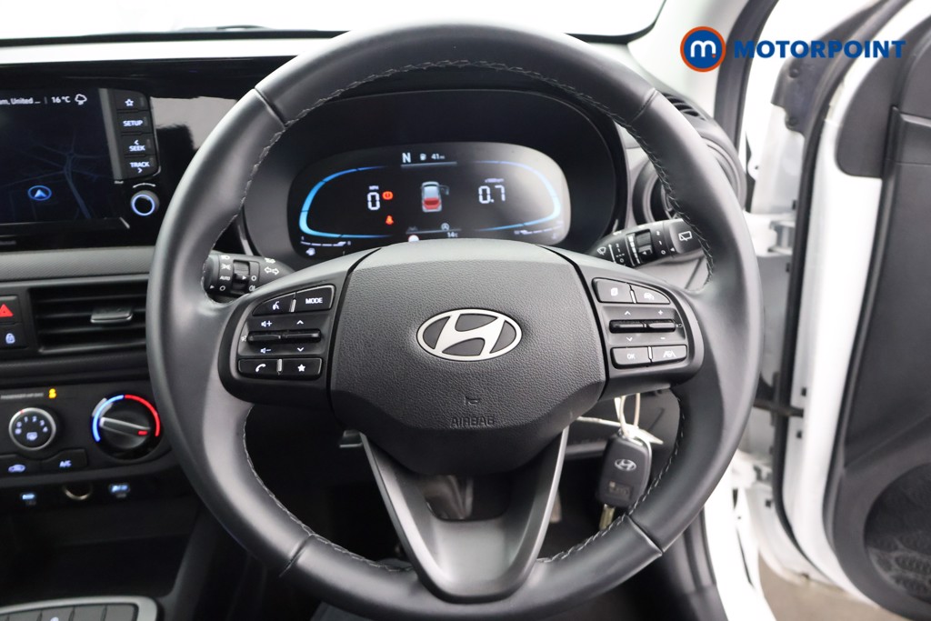 Hyundai I10 Advance Automatic Petrol Hatchback - Stock Number (1682178) - 1st supplementary image