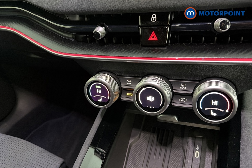 Skoda Superb Sportline Automatic Petrol Plug-In Hybrid Estate - Stock Number (1683631) - 12th supplementary image