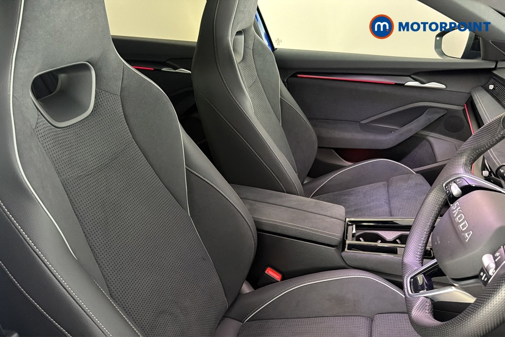 Skoda Superb Sportline Automatic Petrol Plug-In Hybrid Estate - Stock Number (1683631) - 22nd supplementary image