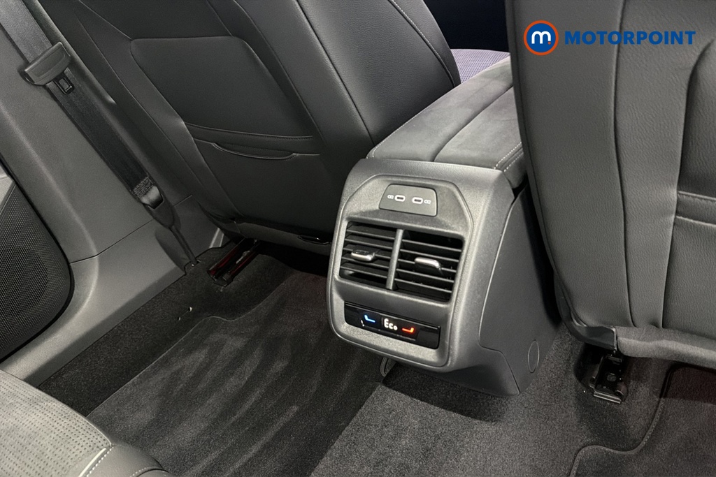 Skoda Superb Sportline Automatic Petrol Plug-In Hybrid Estate - Stock Number (1683631) - 28th supplementary image
