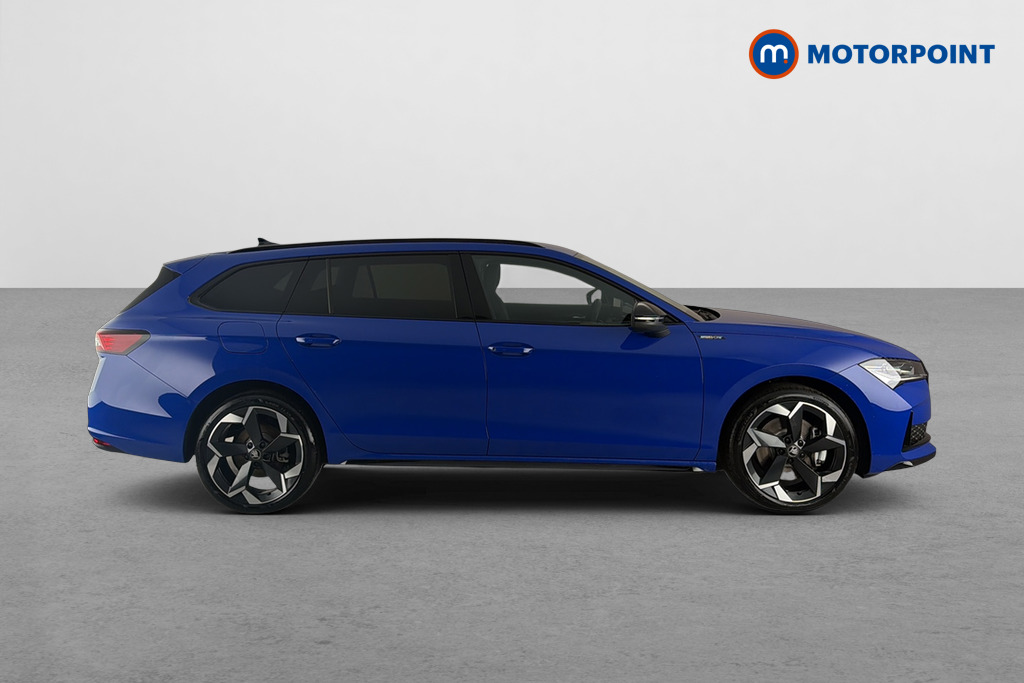 Skoda Superb Sportline Automatic Petrol Plug-In Hybrid Estate - Stock Number (1683631) - Passenger side