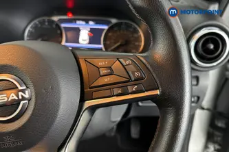 Nissan Juke N-Connecta Manual Petrol SUV - Stock Number (1686780) - 3rd supplementary image