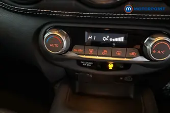 Nissan Juke N-Connecta Manual Petrol SUV - Stock Number (1686780) - 12th supplementary image