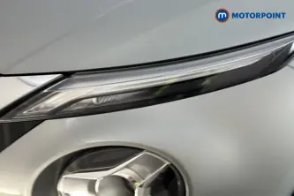 Nissan Juke N-Connecta Manual Petrol SUV - Stock Number (1686780) - 42nd supplementary image