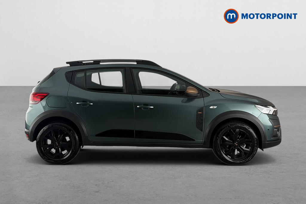 Dacia Sandero Stepway Extreme Manual Petrol Hatchback - Stock Number (1686967) - Passenger side