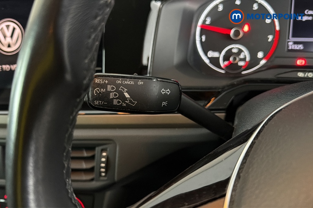 Volkswagen Polo Match Manual Petrol Hatchback - Stock Number (1687868) - 5th supplementary image