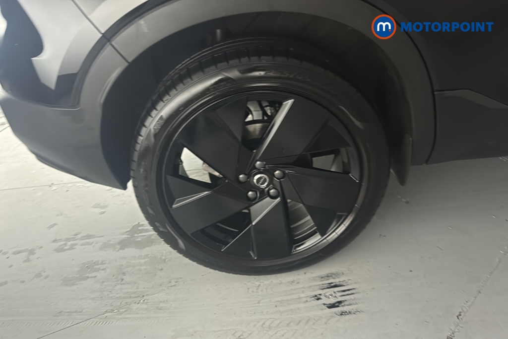 Volvo Xc40 Plus Black Edition Automatic Petrol SUV - Stock Number (1687965) - 46th supplementary image