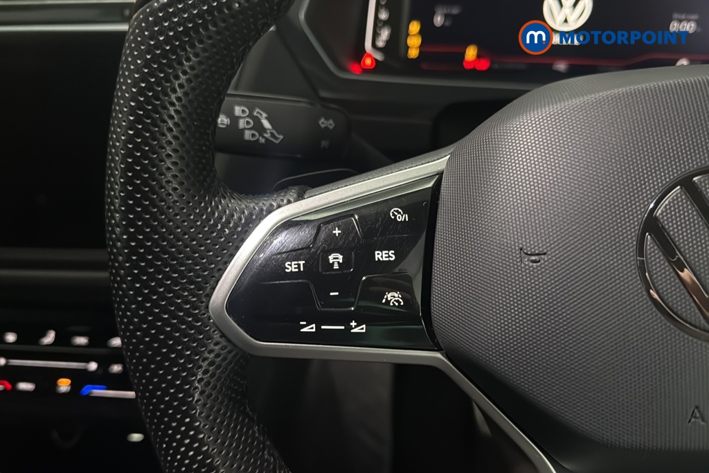 Volkswagen Tiguan R-Line Automatic Petrol SUV - Stock Number (1688035) - 4th supplementary image