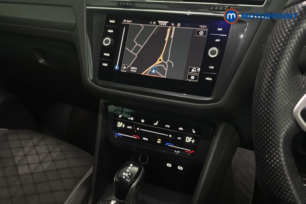 Volkswagen Tiguan R-Line Automatic Petrol SUV - Stock Number (1688035) - 15th supplementary image