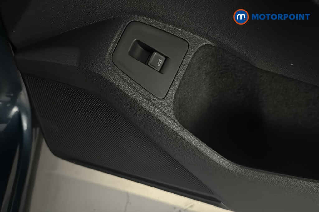 Volkswagen Tiguan R-Line Automatic Petrol SUV - Stock Number (1688035) - 21st supplementary image