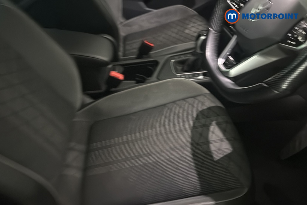 Volkswagen Tiguan R-Line Automatic Petrol SUV - Stock Number (1688035) - 22nd supplementary image