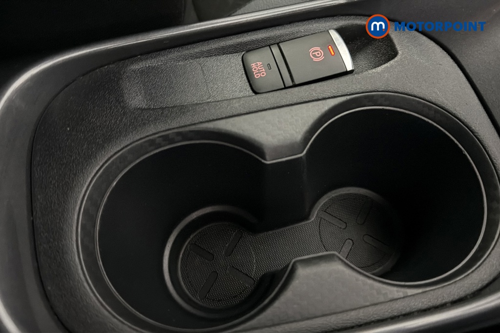 Nissan Juke N-Connecta Manual Petrol SUV - Stock Number (1688224) - 16th supplementary image
