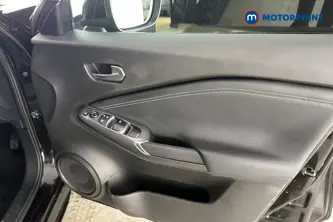 Nissan Juke N-Connecta Manual Petrol SUV - Stock Number (1688224) - 18th supplementary image