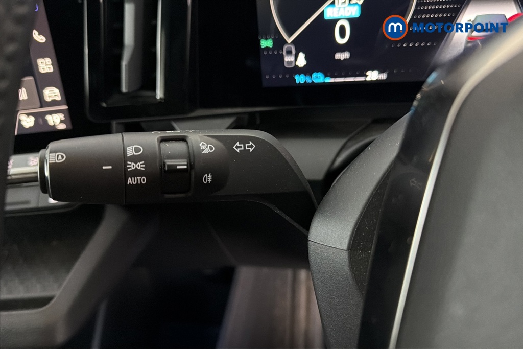 Renault Megane E-Tech Iconic Automatic Electric Hatchback - Stock Number (1689152) - 5th supplementary image