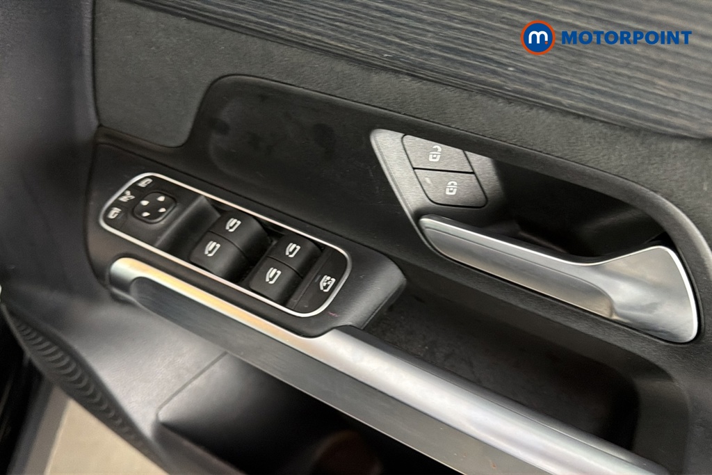 Mercedes-Benz EQB Amg Line Automatic Electric SUV - Stock Number (1689540) - 19th supplementary image