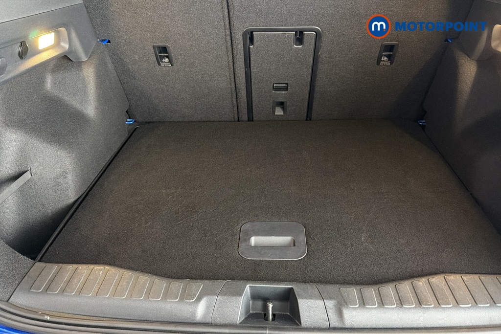 Ford Explorer Premium Automatic Electric SUV - Stock Number (1689812) - 30th supplementary image