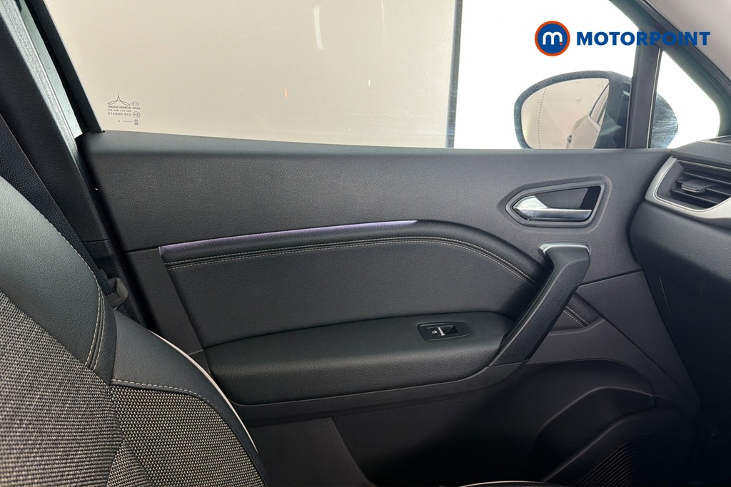 Renault Captur Techno Manual Petrol SUV - Stock Number (1689827) - 10th supplementary image