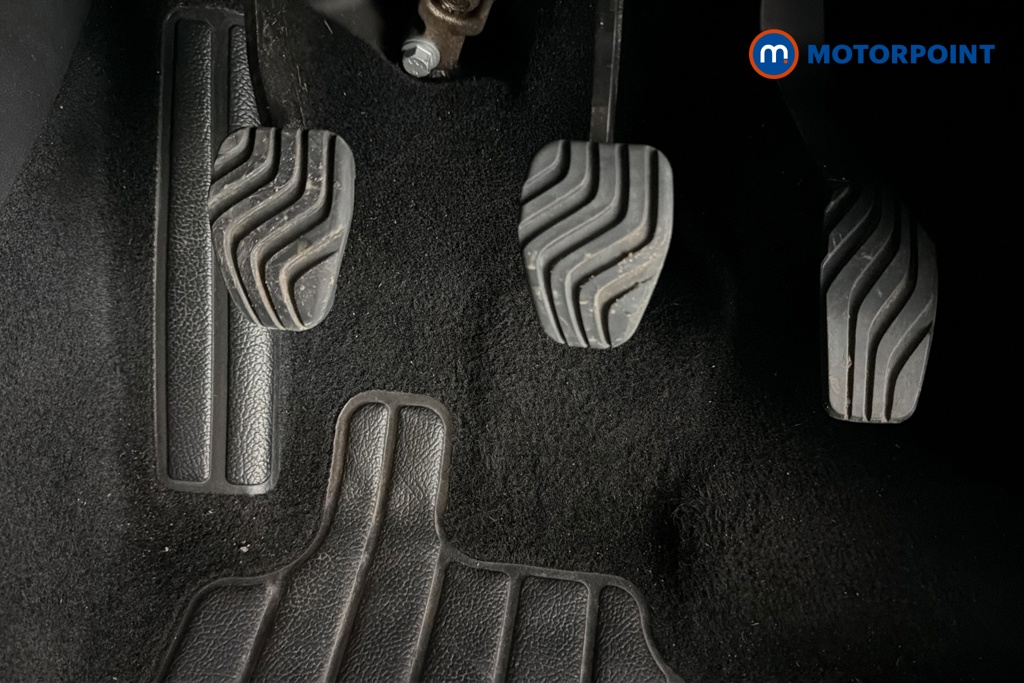 Renault Captur Techno Manual Petrol SUV - Stock Number (1689827) - 24th supplementary image