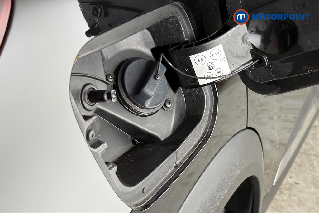 Renault Captur Techno Manual Petrol SUV - Stock Number (1689827) - 41st supplementary image
