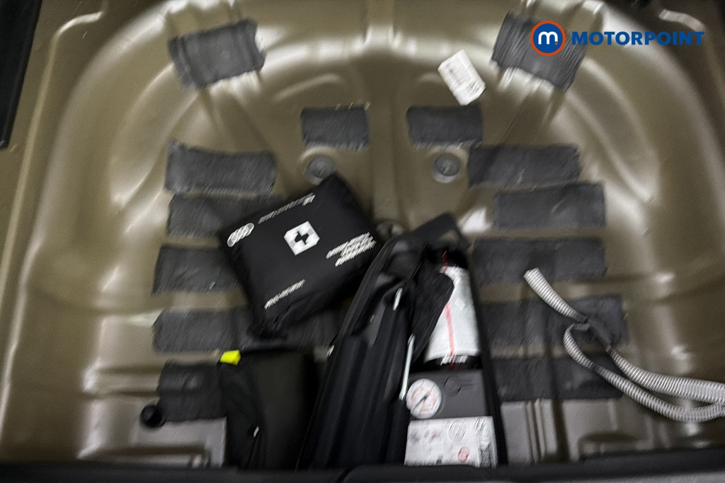 Audi Q2 S Line Automatic Petrol SUV - Stock Number (1689846) - 33rd supplementary image