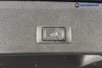 Audi Q2 S Line Automatic Petrol SUV - Stock Number (1689846) - 35th supplementary image