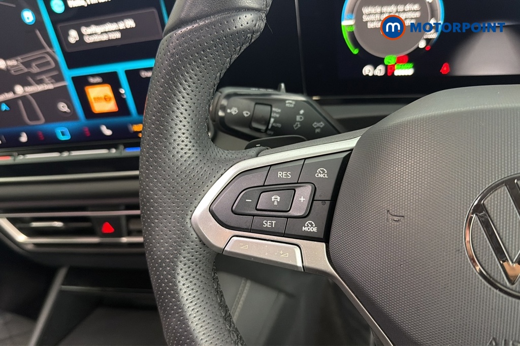 Volkswagen Tiguan R-Line Automatic Petrol Plug-In Hybrid SUV - Stock Number (1689985) - 4th supplementary image
