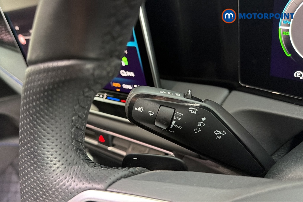 Volkswagen Tiguan R-Line Automatic Petrol Plug-In Hybrid SUV - Stock Number (1689985) - 5th supplementary image