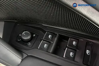 Volkswagen Tiguan R-Line Automatic Petrol Plug-In Hybrid SUV - Stock Number (1689985) - 19th supplementary image