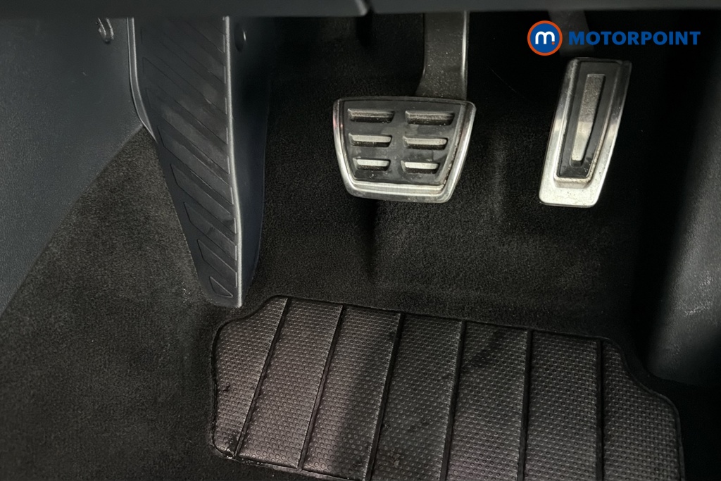 Volkswagen Tiguan R-Line Automatic Petrol Plug-In Hybrid SUV - Stock Number (1689985) - 24th supplementary image