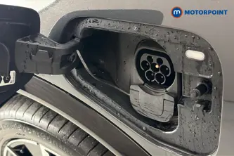 Volkswagen Tiguan R-Line Automatic Petrol Plug-In Hybrid SUV - Stock Number (1689985) - 40th supplementary image