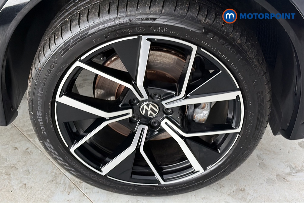 Volkswagen Tiguan R-Line Automatic Petrol Plug-In Hybrid SUV - Stock Number (1689985) - 47th supplementary image