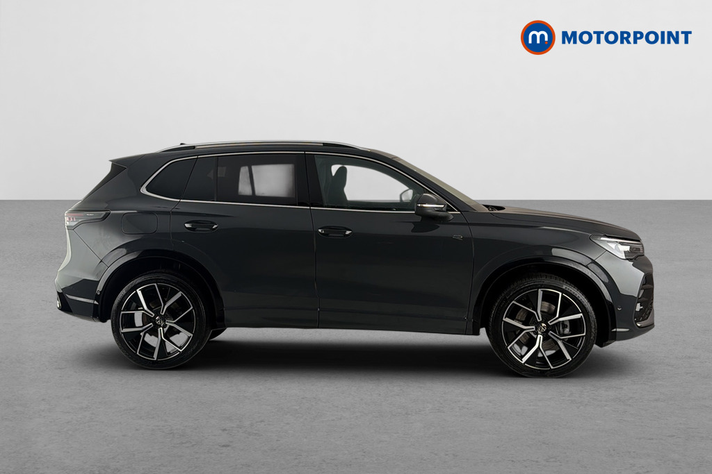 Volkswagen Tiguan R-Line Automatic Petrol Plug-In Hybrid SUV - Stock Number (1689985) - Passenger side