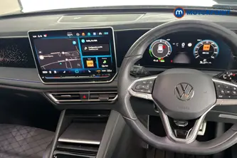 Volkswagen Tiguan R-Line Automatic Petrol Plug-In Hybrid SUV - Stock Number (1689985) - 1st supplementary image