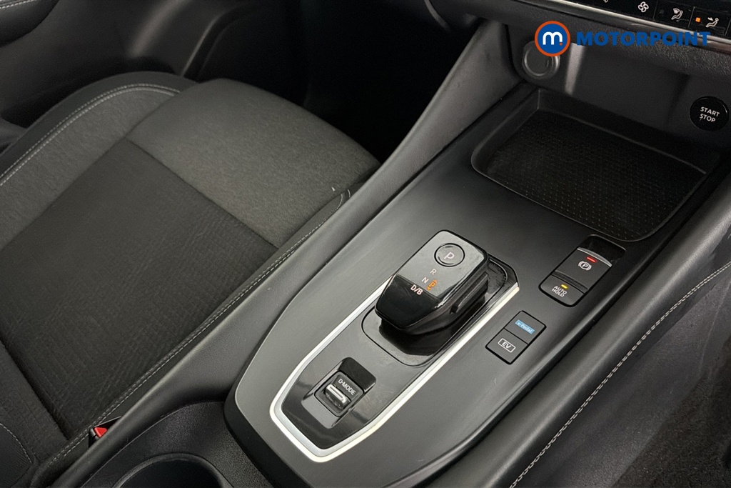 Nissan Qashqai N-Connecta Automatic Petrol-Electric Hybrid SUV - Stock Number (1690237) - 15th supplementary image