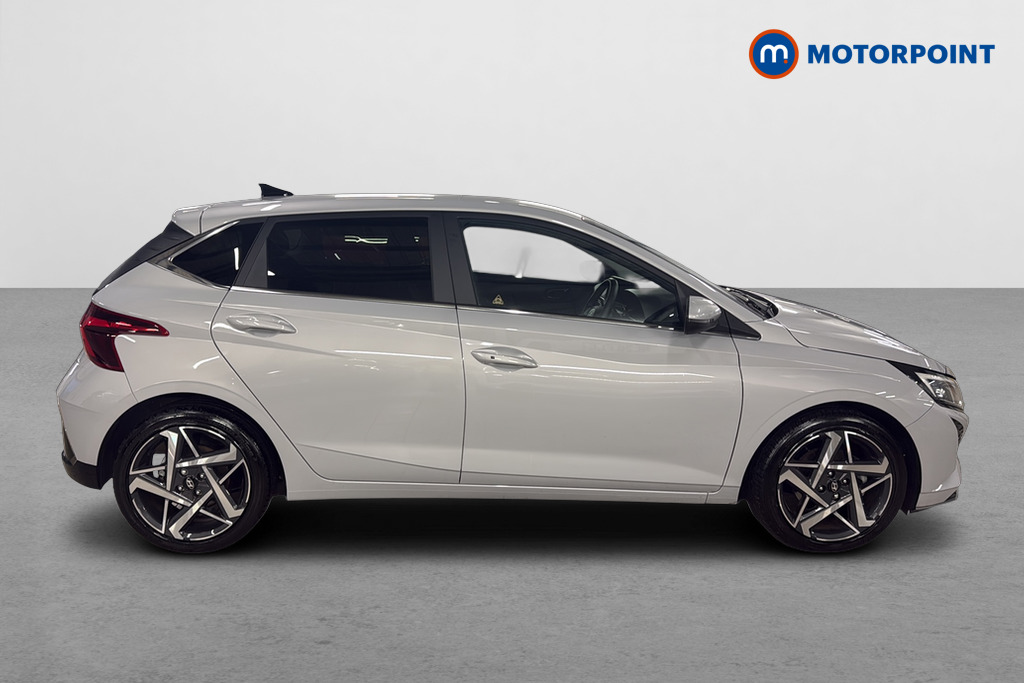 Hyundai I20 Tech Line Automatic Petrol Hatchback - Stock Number (1690243) - Passenger side
