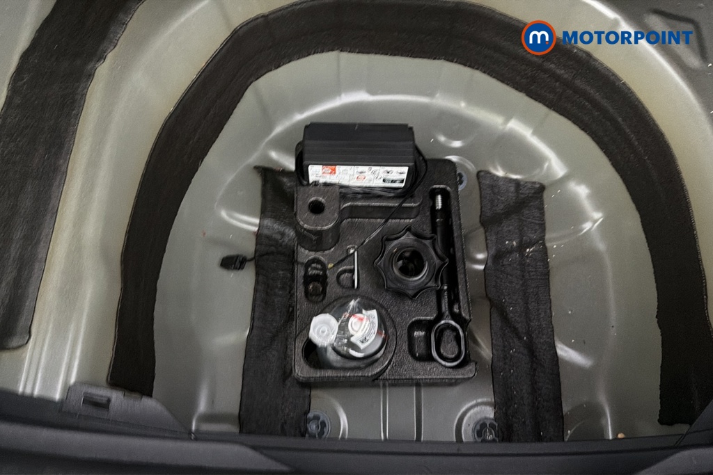 Volkswagen Taigo Life Manual Petrol SUV - Stock Number (1690993) - 33rd supplementary image
