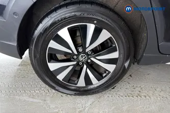 Volkswagen Taigo Life Manual Petrol SUV - Stock Number (1690993) - 46th supplementary image
