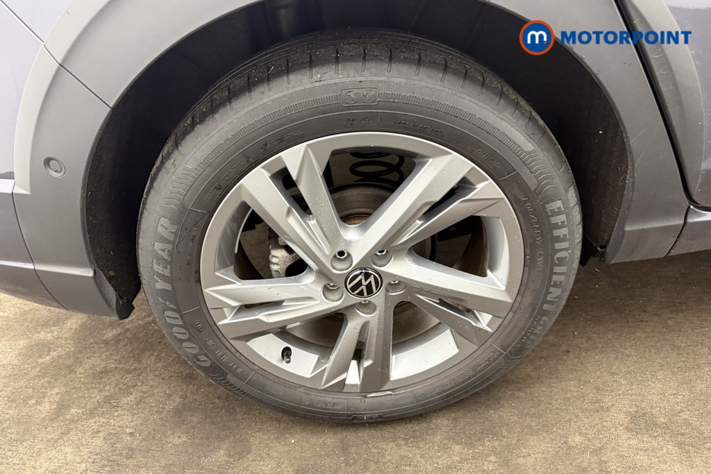 Volkswagen Taigo R-Line Manual Petrol SUV - Stock Number (1691000) - 3rd supplementary image