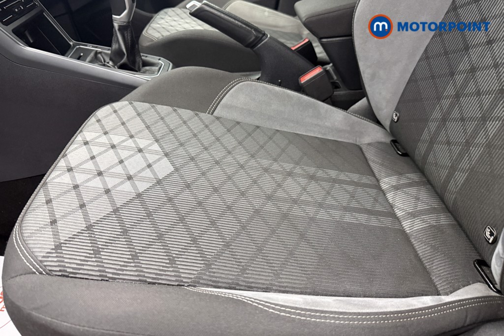 Volkswagen Taigo R-Line Manual Petrol SUV - Stock Number (1691000) - 10th supplementary image