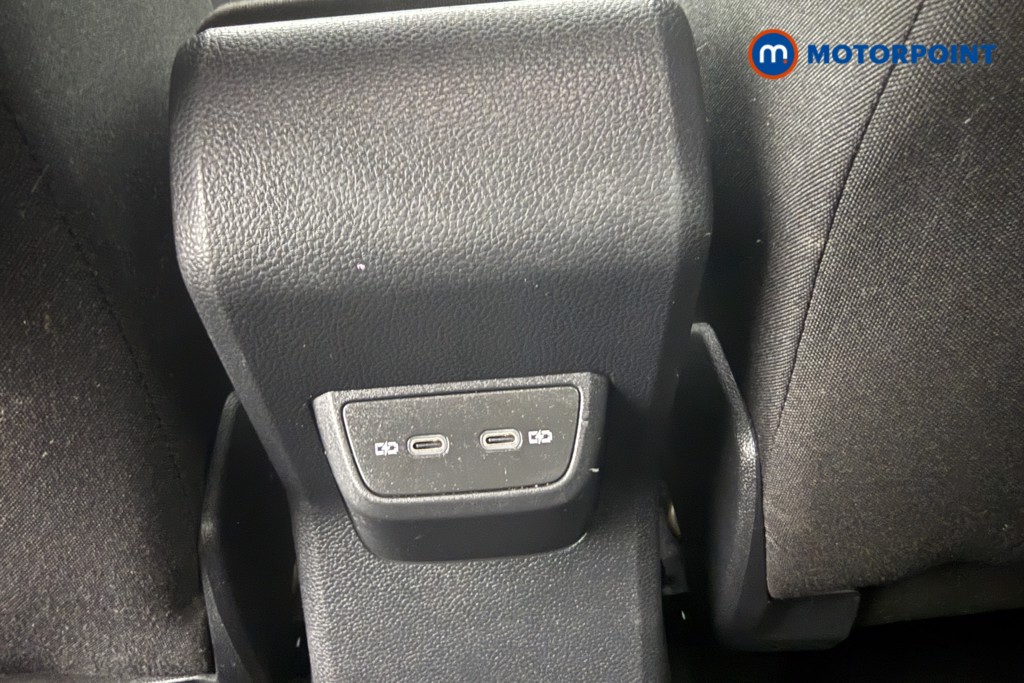 Volkswagen Taigo R-Line Manual Petrol SUV - Stock Number (1691000) - 16th supplementary image