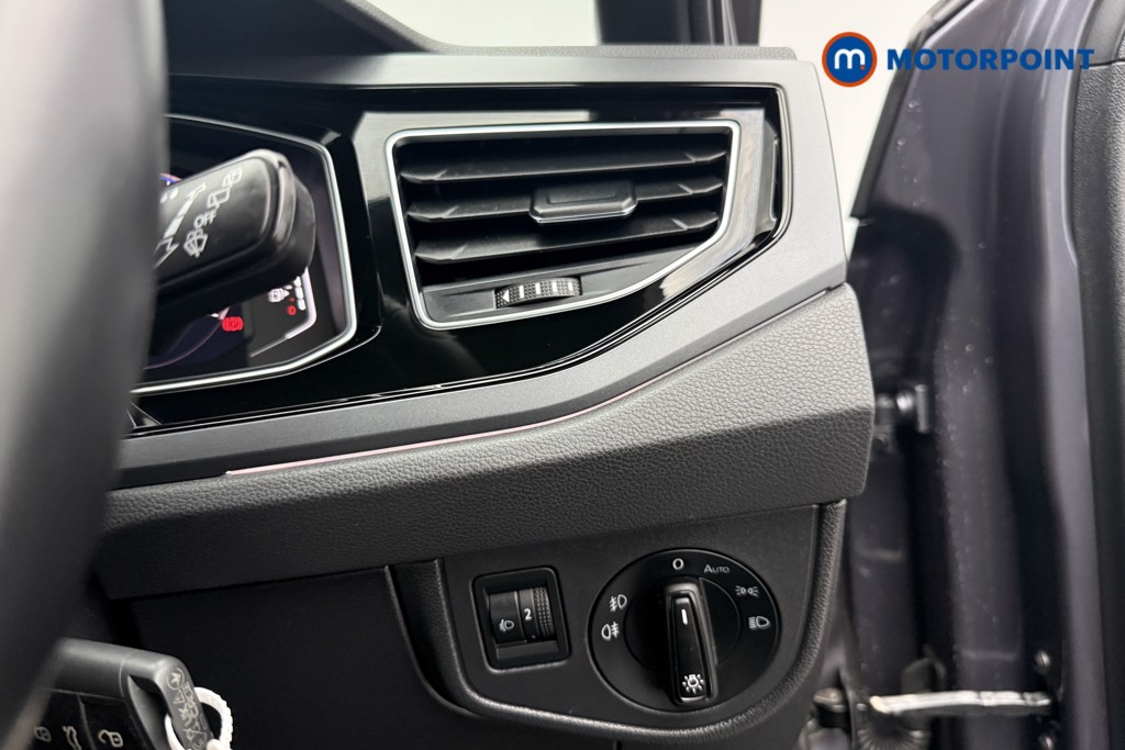 Volkswagen Taigo R-Line Manual Petrol SUV - Stock Number (1691000) - 37th supplementary image