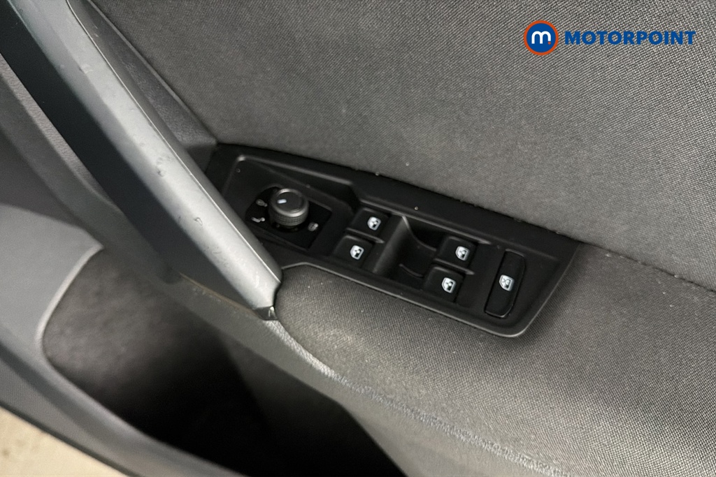 Volkswagen Tiguan Life Automatic Petrol SUV - Stock Number (1691004) - 19th supplementary image