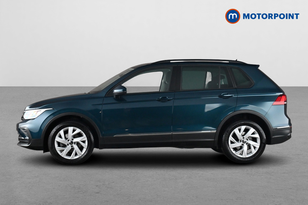 Volkswagen Tiguan Life Automatic Petrol SUV - Stock Number (1691004) - Drivers side
