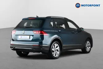Volkswagen Tiguan Life Automatic Petrol SUV - Stock Number (1691004) - Passenger side rear corner