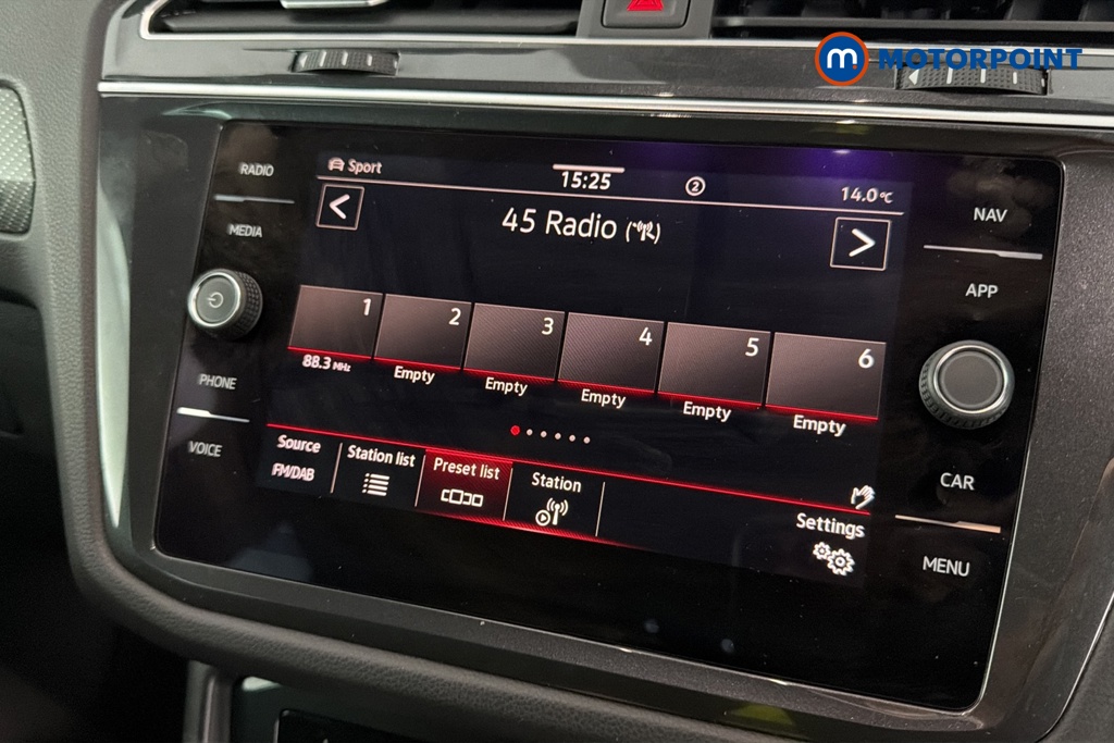 Volkswagen Tiguan R-Line Automatic Petrol Plug-In Hybrid SUV - Stock Number (1691207) - 8th supplementary image